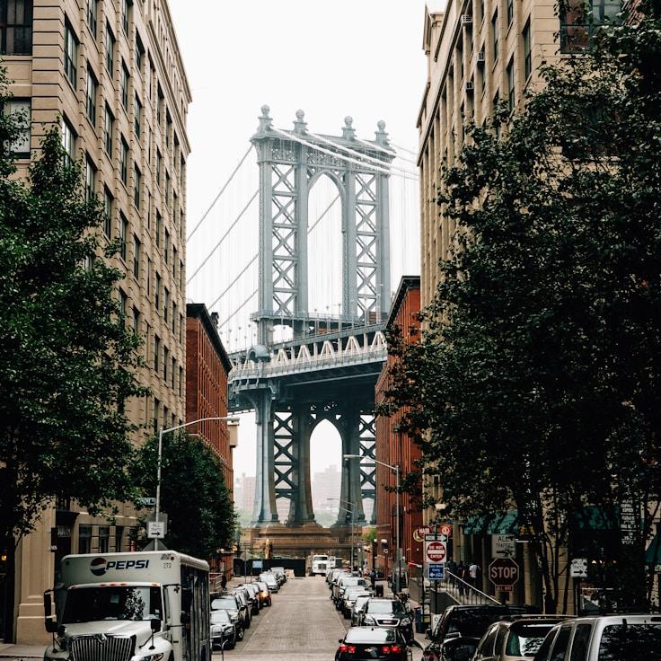 Parents evaluating schools in United Kingdom